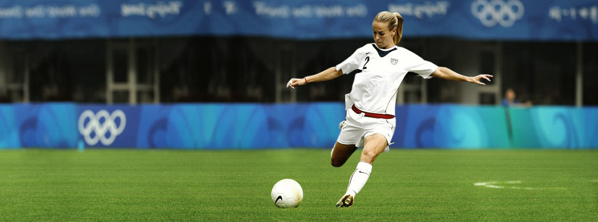 Heather Mitts : Professional Soccer Player